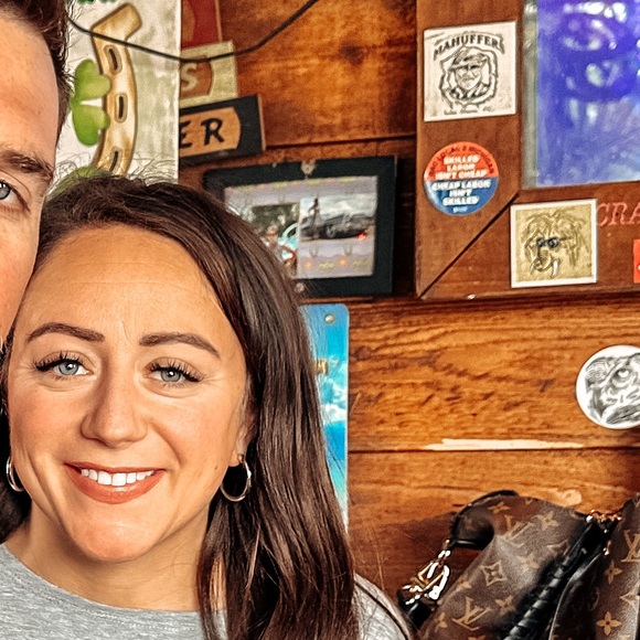 Meet your Posher, Samantha - Picture 2 of 2